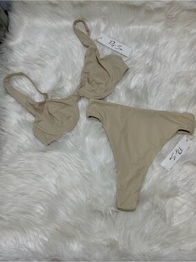 Riot Swim Taupe Two-Piece Underwire Top M & Bikini Thong S Women’s